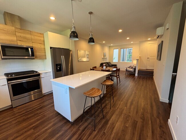 Foto del edificio - 2158 N 185th St