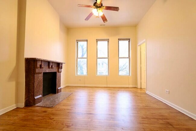 Foto del edificio - 719 S Loomis St