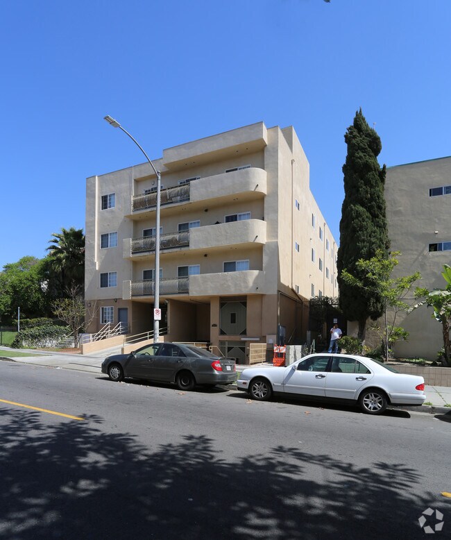 Primary Photo - 310 S New Hampshire Ave