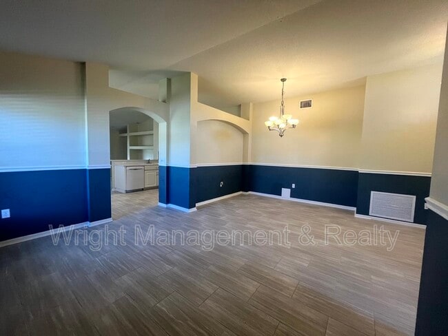 Photo - 29731 Morwen Pl House