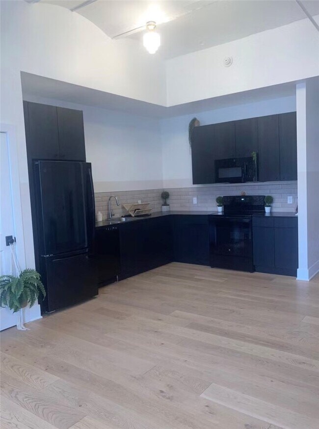 Foto del edificio - 30 W Broad St