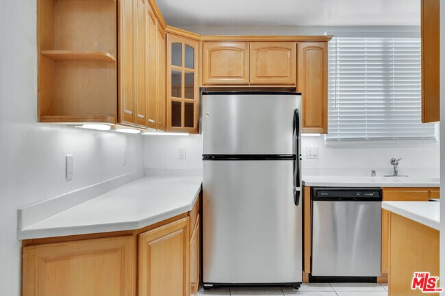 Foto del edificio - 432 N Palm Dr