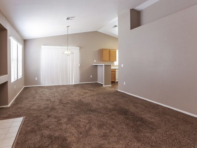 Foto del edificio - 5542 Olympic Spirit Ln