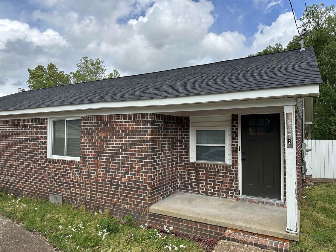 Foto principal - 62 Cinnamon Dr