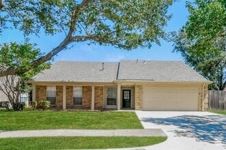 Building Photo - 8017 Weatherly Dr
