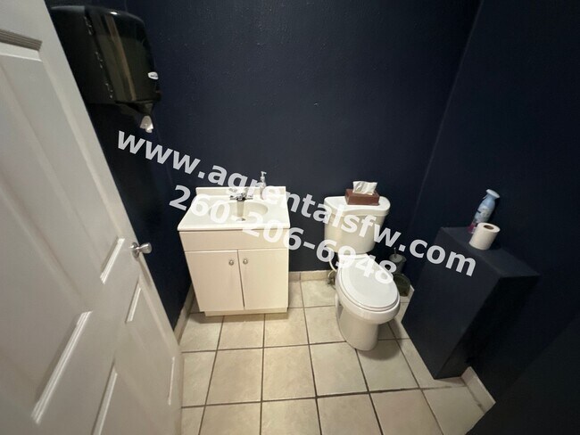 Foto del edificio - 3414 Fairfield Ave