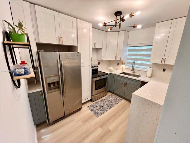 Foto del edificio - 1111 NW 19th Ave