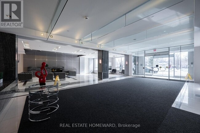 Building Photo - 7165 Yonge St