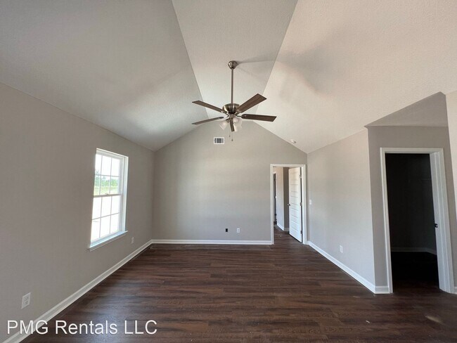 Foto del edificio - 3 br, 2 bath House - 351 South Bridgeport Dr.