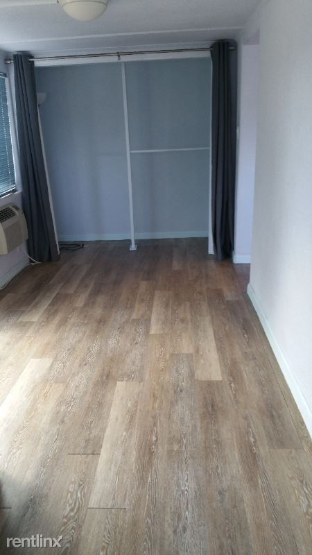 Building Photo - 1 br, 1 bath Apartment - 44285 Sage Rd