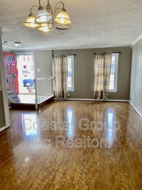 Building Photo - 247 Windbrooke Ln