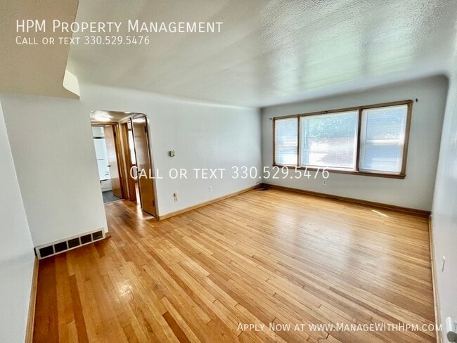 Building Photo - One-Bedroom for Rent