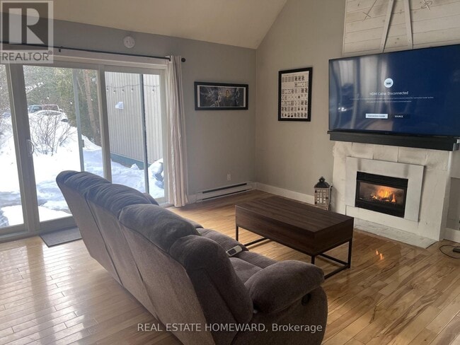 Building Photo - 5 Dawson Dr