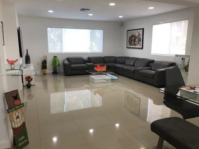 Foto del edificio - 8331 SW 31st St