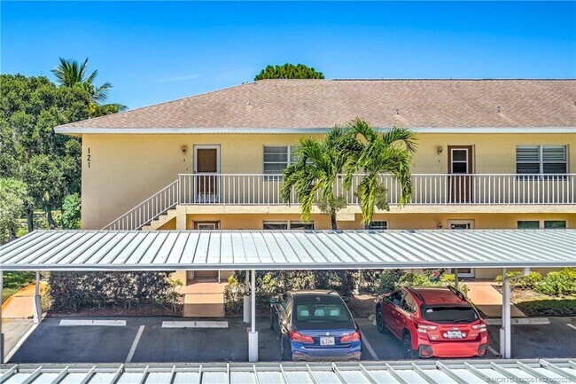 Foto del edificio - 2950 SE Ocean Blvd
