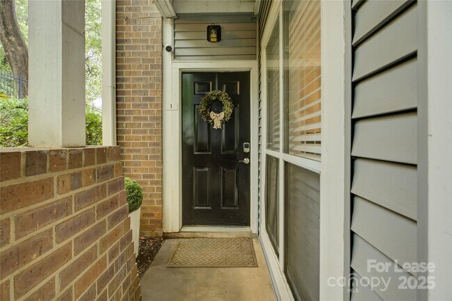 Foto del edificio - 2506 Cranbrook Ln