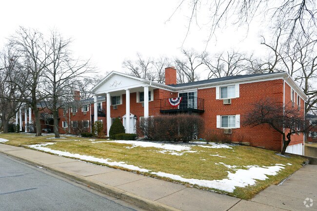 Building Photo - 101-111 N Lincoln Ln
