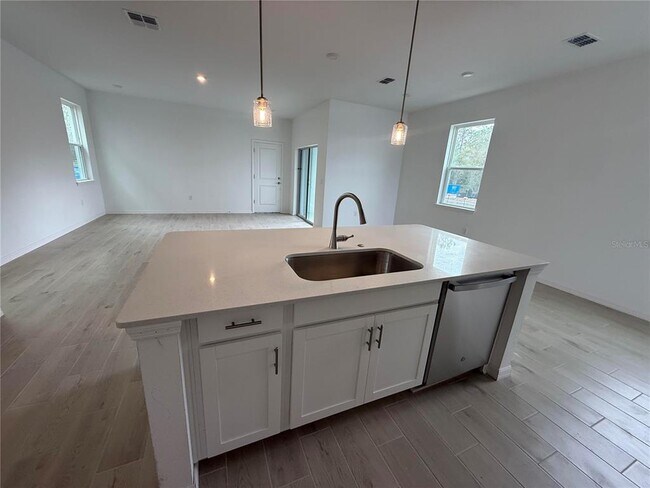 Building Photo - 5758 Stockade Blvd