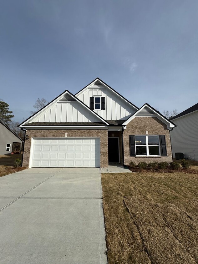 Foto principal - Brand New 3/2.5 House in Armuchee- $2,250