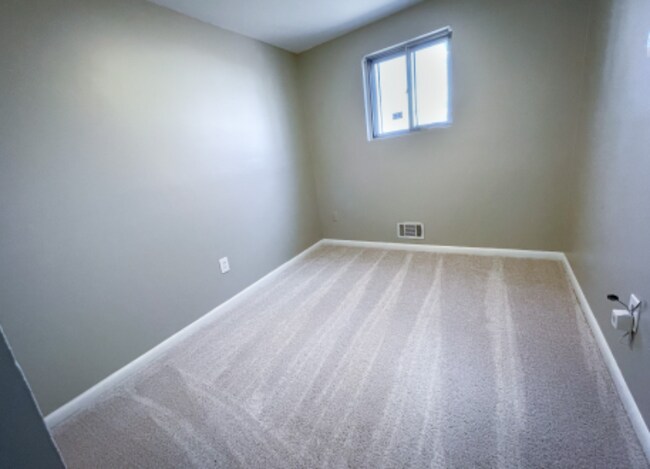 Foto del edificio - 4540 Old Court Rd