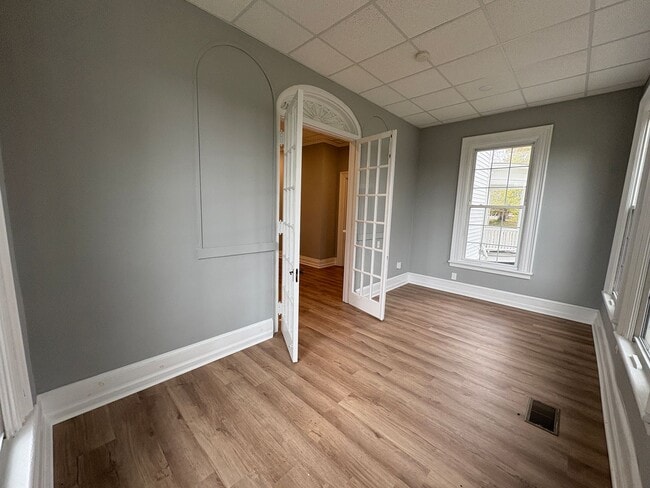 Foto del edificio - Spacious apartment in historic house!