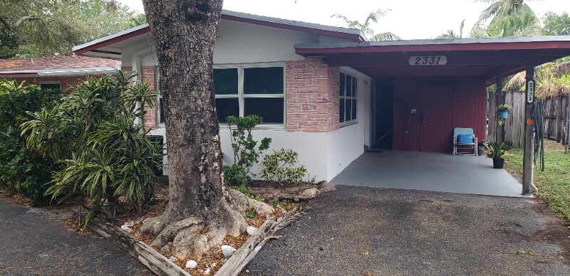 Foto principal - 2331 SW 44th St