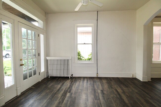 Foto del edificio - 316 N High St