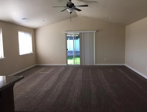 Foto del edificio - 941 Stonewater Dr
