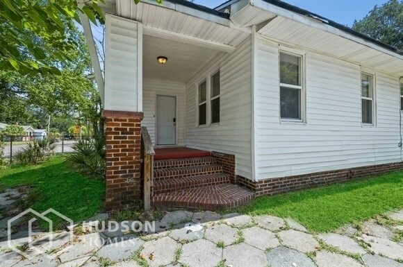 Building Photo - NOW AVAILABLE! 2425 North Market St, Jacks...