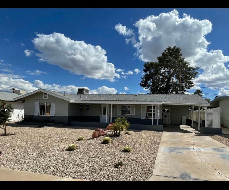 Foto principal - 6825 E Earll Dr