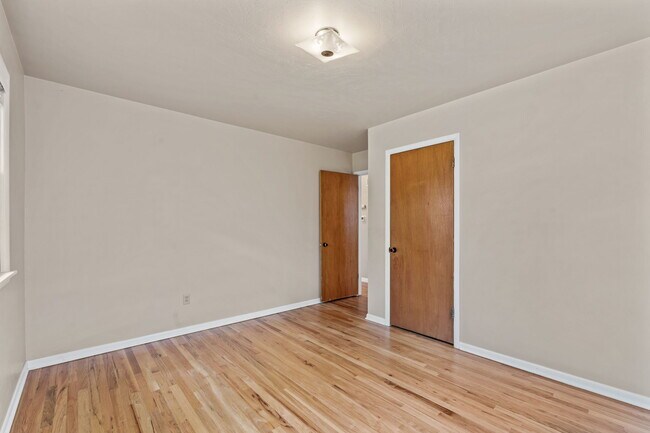 Foto del edificio - 1713 Yuma St