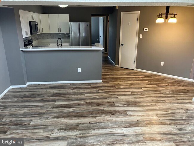 Building Photo - 14114 Lauren Ln