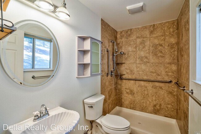 Foto del edificio - 5 br, 3 bath House - 18790 Oak Grove