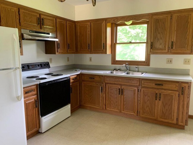 Foto del edificio - 4384 Rootstown Rd