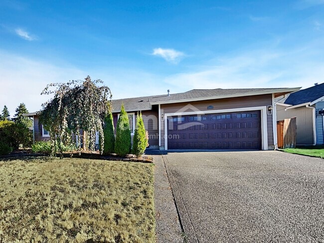 Building Photo - 10415 Red Fern Ct SE