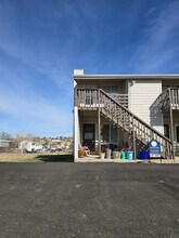 Building Photo - 2411 S McKinley St