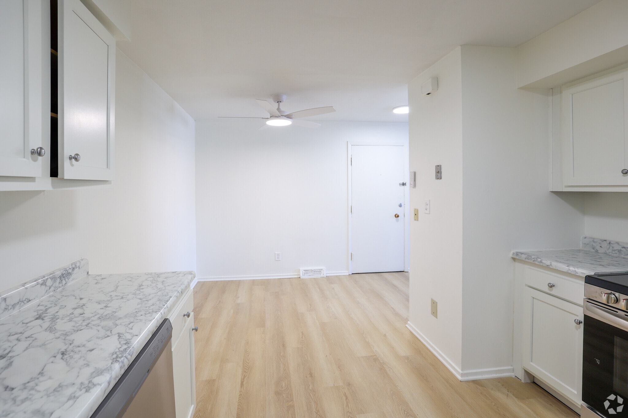 Sherwood Village – photo 4