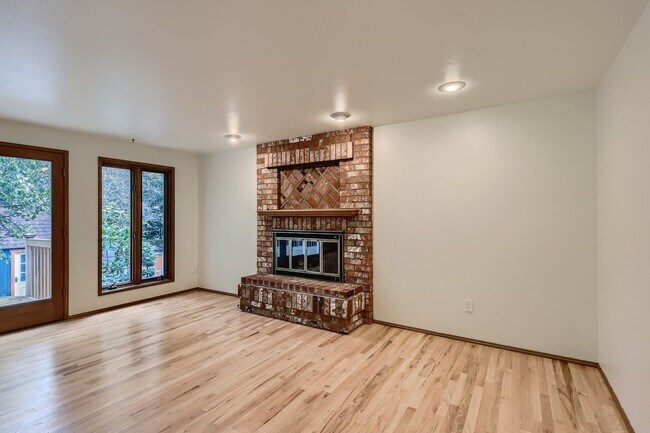 Foto del edificio - 16726 NE 41st St