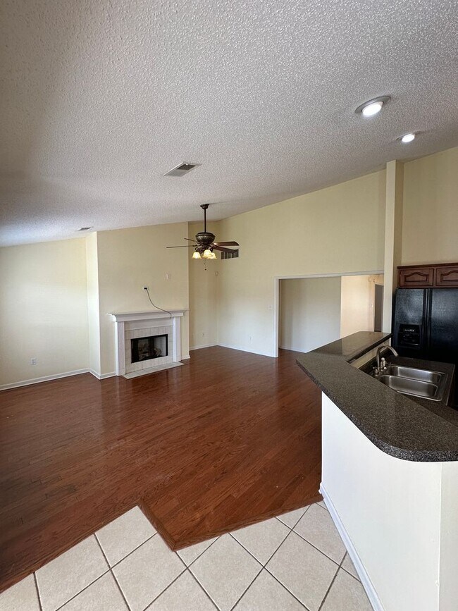 Foto del edificio - Southaven near Snowden Grove - 3 Bedrooms, 2 1/2 baths