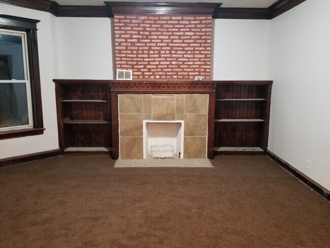 Foto del edificio - 1048 W Garfield Blvd