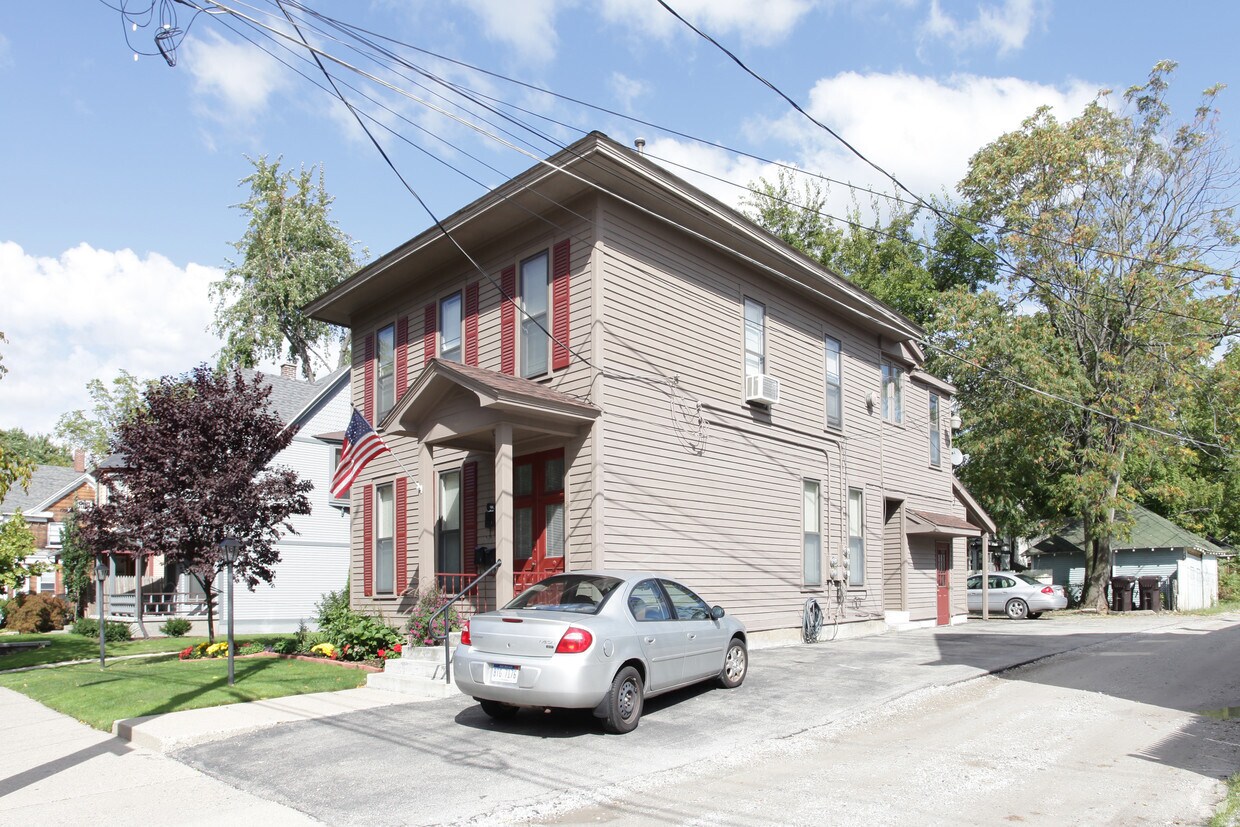 Foto del edificio - 114 Union Ave NE