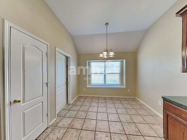 Foto del edificio - 9132 Tyne Trail