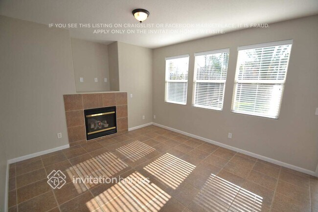 Building Photo - 7690 Roosterfish Way