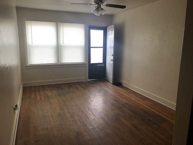 Foto del edificio - 420 8th St