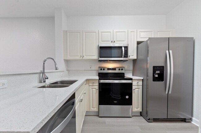 Building Photo - 4140 Napoli Lake Dr