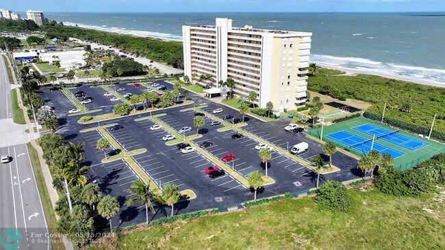 Foto del edificio - 3200 N Hwy A1A