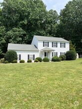 Building Photo - 108 Fieldstone Ct