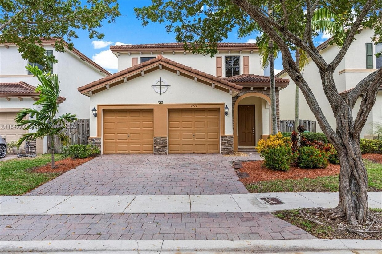 Primary Photo - 9329 SW 227th Ter