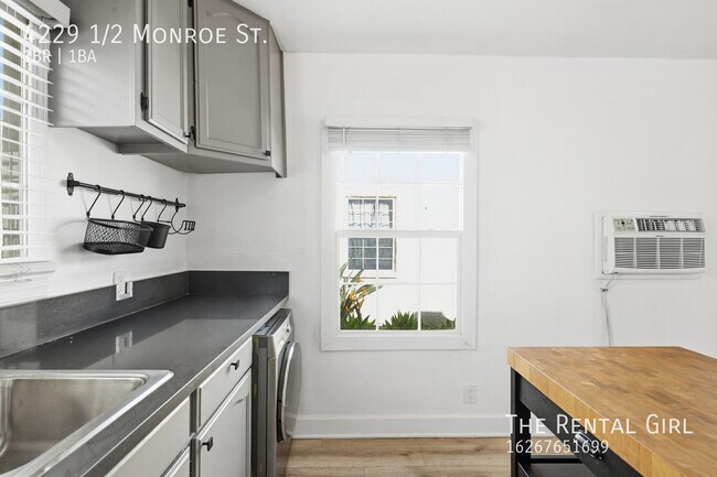 Foto del edificio - 4229 1/2 Monroe St. -