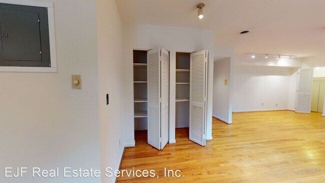 Building Photo - 1 br, 1 bath House - 3101 P Street NW Unit 1